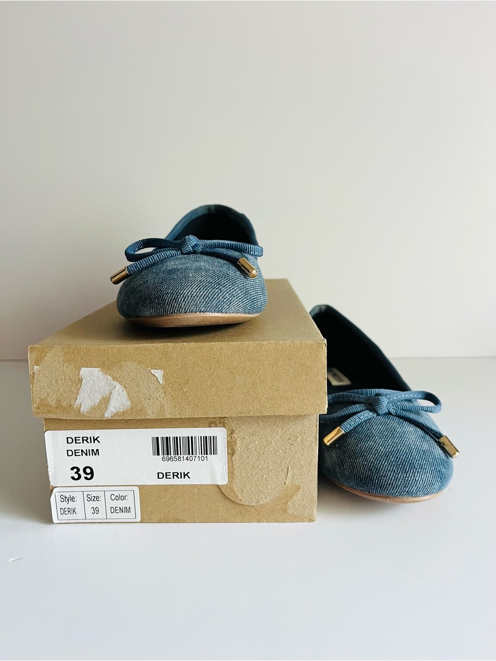 Steve Madden Derik Denim Ballet Flats Bow Detail Size 39 Blue - Picture 9 of 9